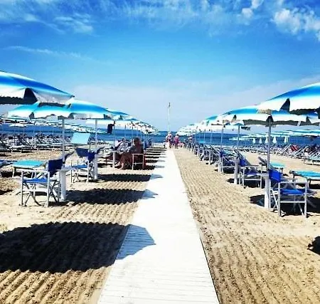 Apartment Terrazza Privata-a 2 Passi Dal Mare- 