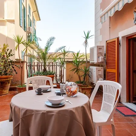 Apartment Terrazza Privata-a 2 Passi Dal Mare- 