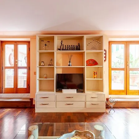 Apartment Terrazza Privata-a 2 Passi Dal Mare- 